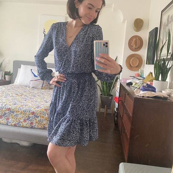 Michael Kors Knee Length Mini Navy White Dress - Picture 2 of 6